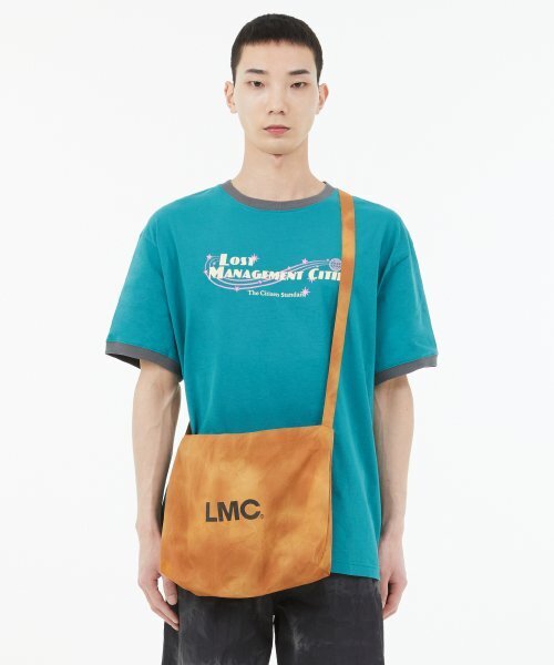 LMCの「NYLON TIE DYE CROSS BAG orange(メッセンジャーバッグ・レディース・その他・ONE SIZE)」の3枚目の写真