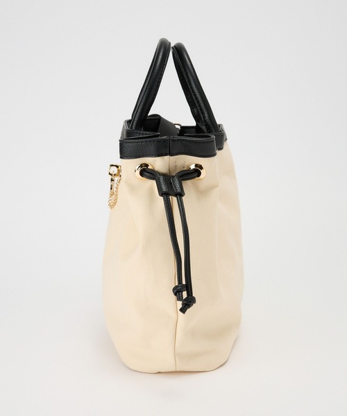 BABYLONE（バビロン）の「パイピングトート（ハンドバッグ・レディース・ホワイト/ベージュ・フリー）」の8枚目の写真