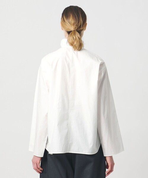 LOEFF（ロエフ）の「＜LOEFF＞コットン ブロード フリル スキッパー シャツ（シャツ/ブラウス・レディース・ライラック/ホワイト/ネイビー・0/1）」の16枚目の写真