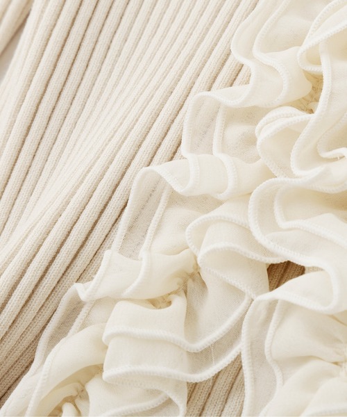 JILL by JILL STUART（ジルバイジルスチュアート）の「フリルトリムニット（ニット/セーター・レディース・ブラック系その他/ピンク/ホワイト・FREE）」の6枚目の写真