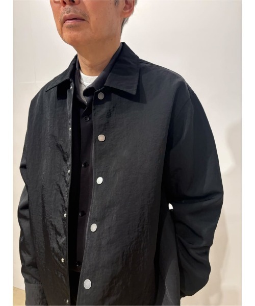 ESTNATION(エストネーション)の「ESTNATION / ナイロン シャツブルゾン(ブルゾン・メンズ・ネイビー/ブラック・MEDIUM/LARGE)」の11枚目の写真