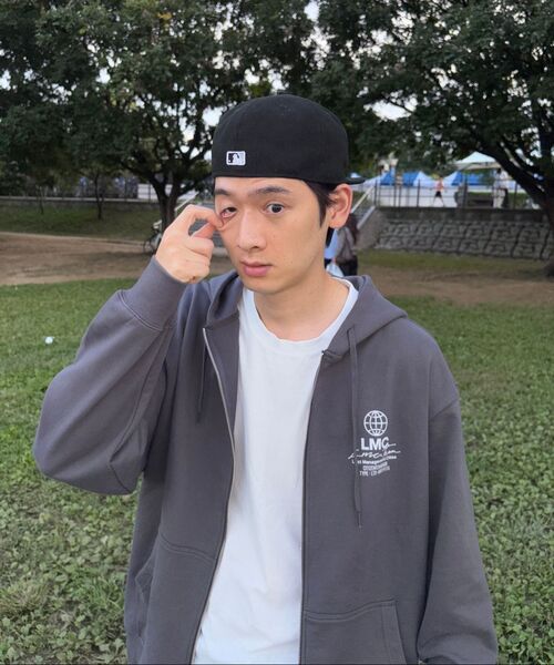 LMCの「SIGNATURE COMBO ZIP-UP HOODIE charcoal(パーカー・レディース・その他・S/M/L/XL)」の9枚目の写真