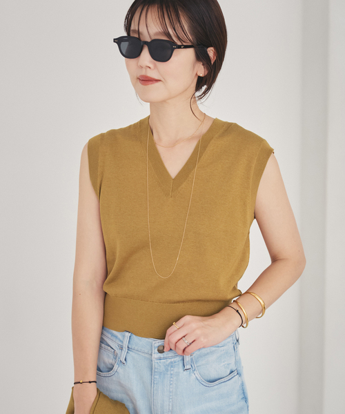 plage(プラージュ)の「Compact Knit ベスト(ベスト・レディース・チャコールグレー/キャメル・FREE)」の8枚目の写真
