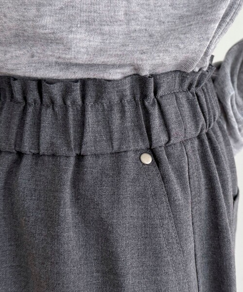 fredy emue（フレディエミュ）の「TRイージーセミワイドパンツ（その他パンツ・レディース・グレー/ブラック/ベージュ・38/36）」の5枚目の写真