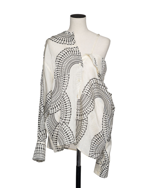 muller of yoshiokubo（ミュラーオブヨシオクボ）の「muller of yoshiokubo ミュラーオブヨシオクボ / RADIAL 2WAY BLOUSE ラジアル2WAYブラウス / MLS26204（シャツ/ブラウス・レディース・レッド/ブラック・38/36）」の11枚目の写真