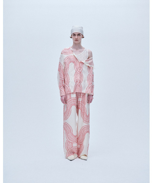 muller of yoshiokubo（ミュラーオブヨシオクボ）の「muller of yoshiokubo ミュラーオブヨシオクボ / RADIAL 2WAY BLOUSE ラジアル2WAYブラウス / MLS26204（シャツ/ブラウス・レディース・レッド/ブラック・38/36）」の18枚目の写真