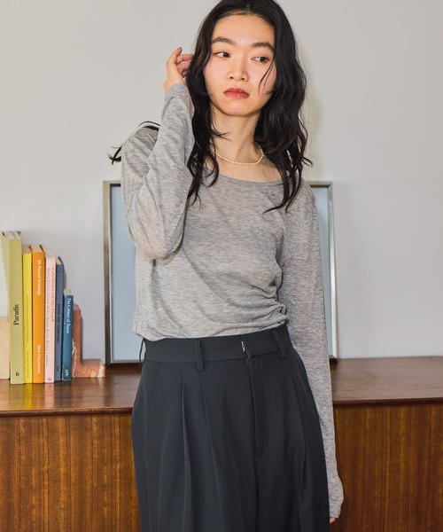 mysty woman（ミスティウーマン）の「【接触冷感】ソフトシアーロンTEELS　661523（Tシャツ/カットソー・レディース・オフホワイト/チャコールグレー/ブラック・FREE）」の3枚目の写真