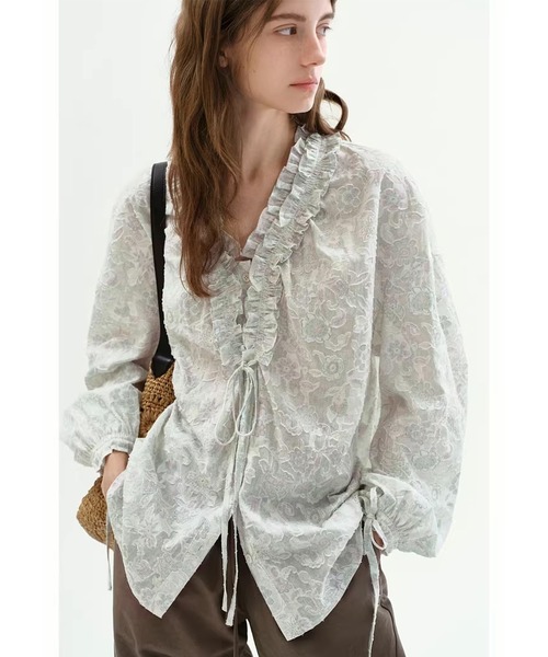 花柄デザイン フリル Vネックシャツ FC26S030【Fano Studios】【2026SS