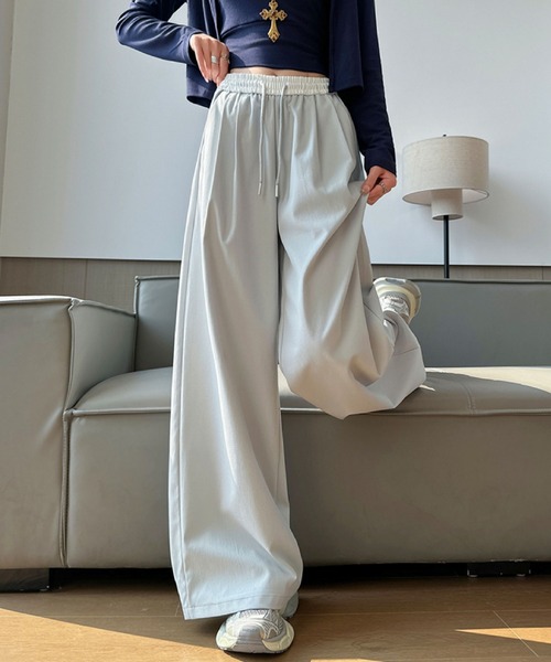 2ly2(トゥーリートゥー)の「ウエストギャザー ワイドストレートパンツ(その他パンツ・レディース・ライトグレー/ピンク/ネイビー・FREE)」の8枚目の写真