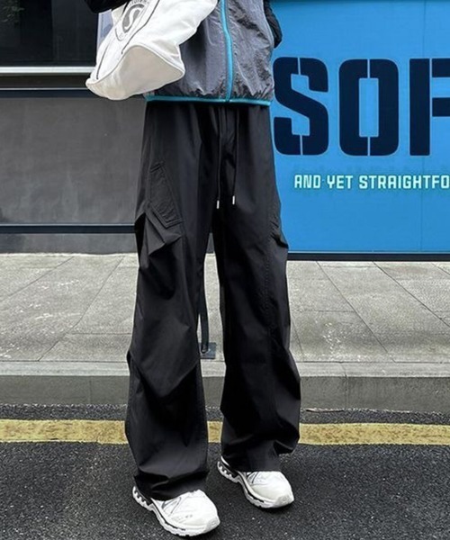 KELVIN（ケルヴァン）の「Cargo Easy Wide Pants カーゴイージーワイドパンツ（カーゴパンツ・メンズ・ライトグレー/ブラック・MEDIUM/LARGE）」の7枚目の写真