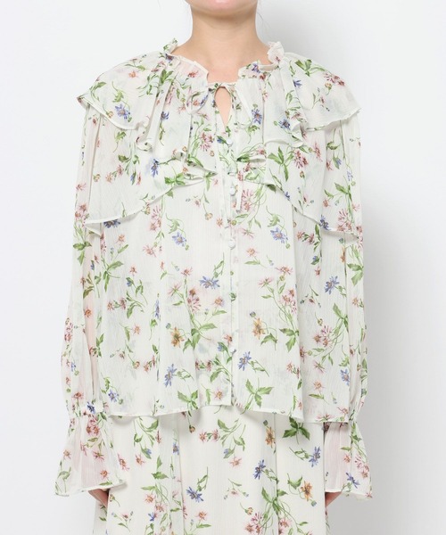 mysty woman（ミスティウーマン）の「楊柳ボタニカルブラウス 659272（シャツ/ブラウス・レディース・アイボリー/ブラック・FREE）」の6枚目の写真