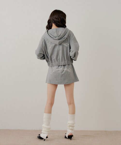 Chico(チコ)の「【セットアップ対応】バックロゴタイトミニスカート(スカート・レディース・アイボリー/ピンク/グレー/ベージュ・FREE)」の7枚目の写真