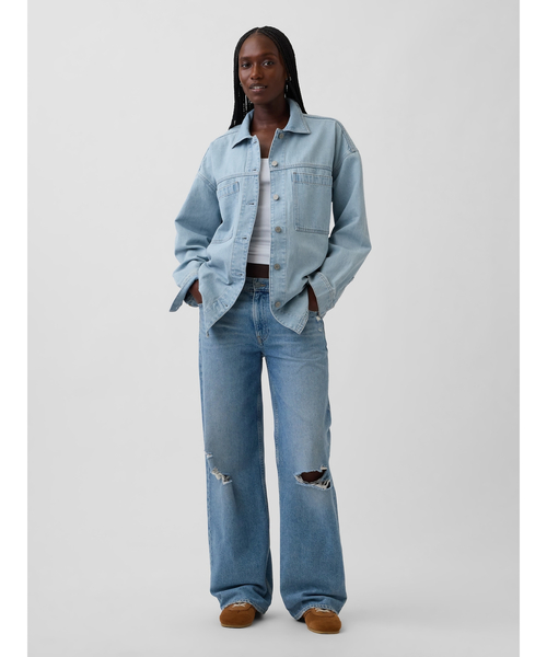 GAP（ギャップ）の「オーバーサイズ デニム シャケット（デニムジャケット・レディース・ライトインディゴブルー・XXS/L/M/S/XS）」の4枚目の写真