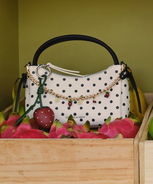 CHARLES & KEITH（チャールズ & キース）の「Hazel ヘーゼル ポルカ