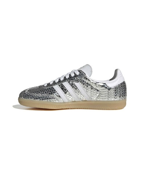 adidas(アディダス)の「adidas Originals SAMBA SHOES(アディダスオリジナルス サンバ シューズ)(スニーカー・レディース・ブラック系/シルバー系・23cm/23.5cm/24cm/24.5cm/25cm/25.5cm/26cm/26.5cm/27cm/27.5cm/28cm/28.5cm/29cm)」の17枚目の写真