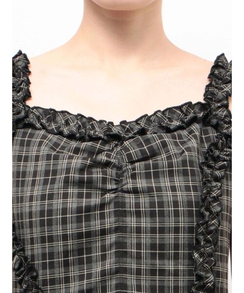 EMODA（エモダ）の「テープフリルアシンメトリーマキシワンピース（ワンピース・レディース・ブラック/ベージュ・MEDIUM/SMALL）」の20枚目の写真