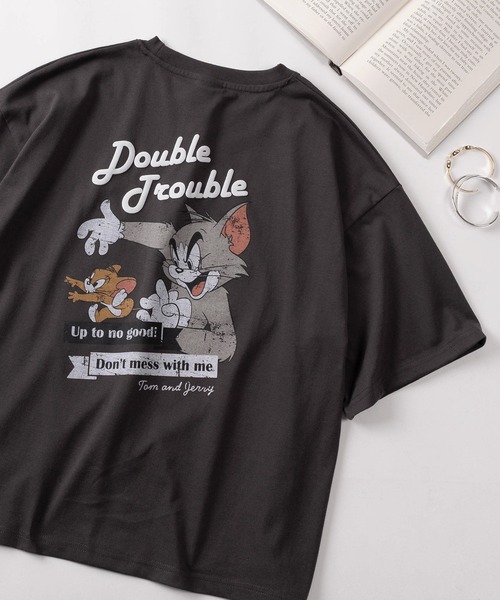 Tom&Jerry(トムアンドジェリー)の「【71】【TOM&JERRY/トムとジェリー】 ワイド プリントTシャツ/刺繍/バックプリント/レディース(S)(Tシャツ/カットソー・レディース・サックスブルー/グレイッシュベージュ/ブラック/パープル/アッシュグレー/チャコールグレー/グレー/レッド/ライム/ホワイト/ラベンダー/オレンジ/ダークグレー/ホワイト系その他/ライトグレー/カーキ・L/M)」の5枚目の写真