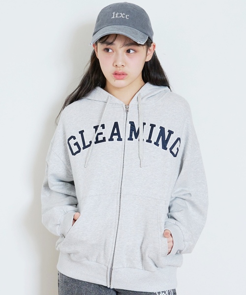 LOVETOXIC(ラブトキシック)の「ロゴアップリケルーズジップパーカ(パーカー・キッズ・アイボリー/チャコール/ネイビー/トップグレー・M:150cm/L:160cm/S:140cm)」の2枚目の写真