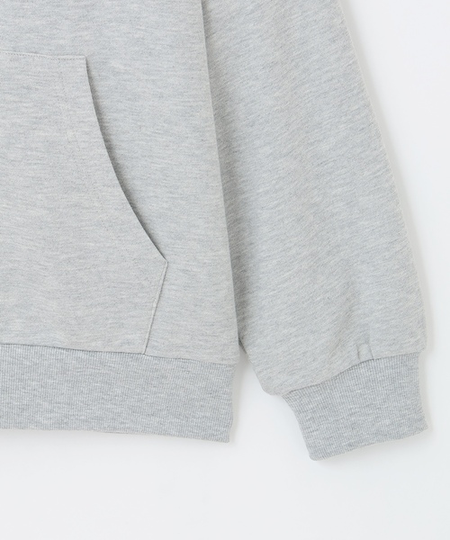 LOVETOXIC(ラブトキシック)の「ロゴアップリケルーズジップパーカ(パーカー・キッズ・アイボリー/チャコール/ネイビー/トップグレー・M:150cm/L:160cm/S:140cm)」の7枚目の写真