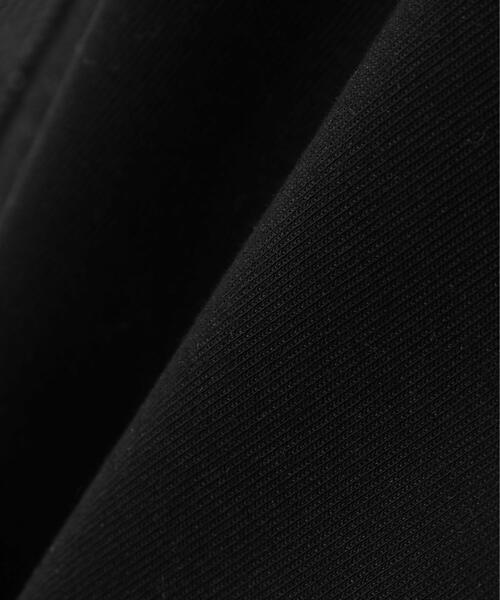 AULA AILA（アウラアイラ）の「AULA AILA（アウラ アイラ）別注コクーンシルエットデニムパンツ（デニムパンツ・レディース・ブラック/ブルー・1/0）」の4枚目の写真