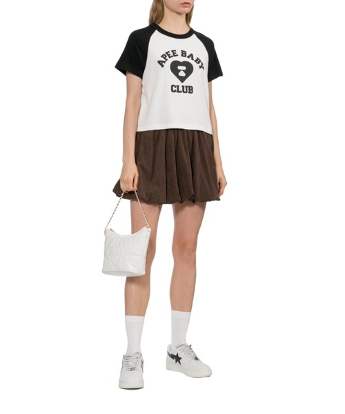 A BATHING APE(アベイシングエイプ)の「QUILTED HEART MONOGRAM MINI HANDBAG(ショルダーバッグ・レディース・アイボリー/ブラック・FREE)」の11枚目の写真