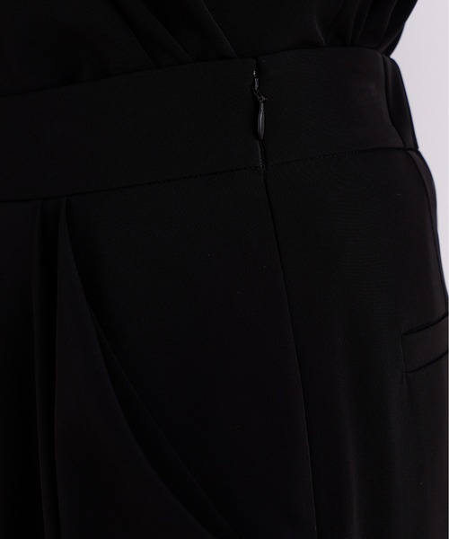 PINKY&DIANNE（ピンキーアンドダイアン）の「◆タックポケットテーパードパンツ（その他パンツ・レディース・ブラック/カーキ・38）」の19枚目の写真