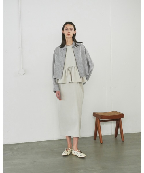 Emma Francis(エマフランシス)の「ハトメ ストラップ フラット パンプス(パンプス・レディース・アイボリー/ブラック/ライトイエロー・24.5cm/23.0cm/22.5cm/22.0cm/25.0cm/24.0cm/23.5cm)」の9枚目の写真