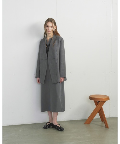 Emma Francis(エマフランシス)の「ハトメ ストラップ フラット パンプス(パンプス・レディース・アイボリー/ブラック/ライトイエロー・24.5cm/23.0cm/22.5cm/22.0cm/25.0cm/24.0cm/23.5cm)」の14枚目の写真