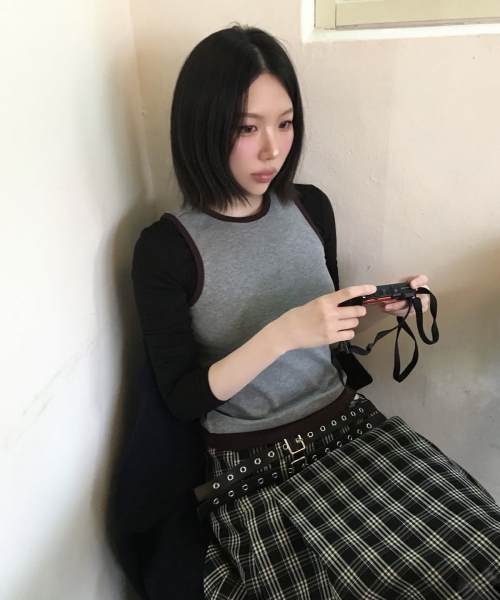 VETEZE(ベテゼ)の「Slim Fit Layered Sleeveless (Gray/P)(Tシャツ/カットソー・レディース・その他・FREE)」の10枚目の写真