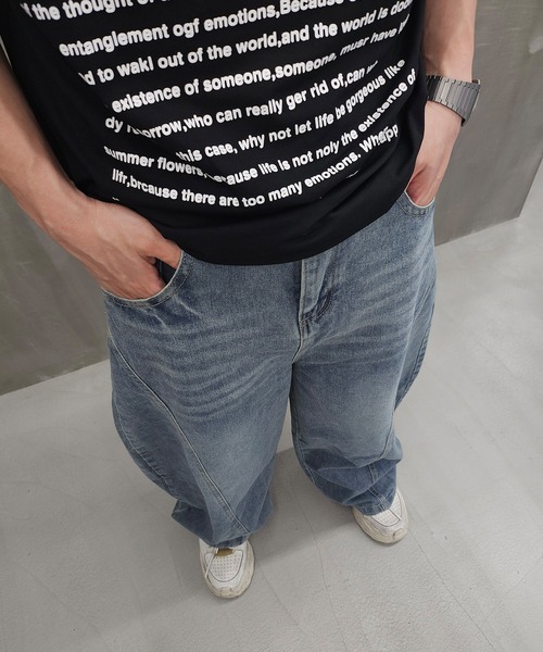 WESTBOY(ウエストボーイ)の「ビッグシルエット グラフィックプリント ロゴ半袖Tシャツ WO26S7TP04(Tシャツ/カットソー・メンズ・ホワイト/ブラック・XL/L)」の3枚目の写真