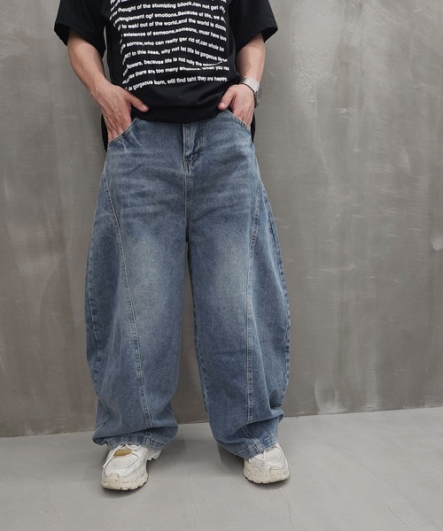 WESTBOY(ウエストボーイ)の「ビッグシルエット グラフィックプリント ロゴ半袖Tシャツ WO26S7TP04(Tシャツ/カットソー・メンズ・ホワイト/ブラック・XL/L)」の4枚目の写真