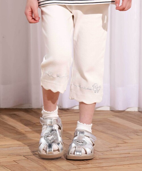 SLAP SLIP（スラップスリップ）の「ハートラメグルカサンダル(14~18cm)（サンダル・キッズ・グレー・17.0cm/18.0cm/14.0cm/16.0cm/15.0cm）」の2枚目の写真