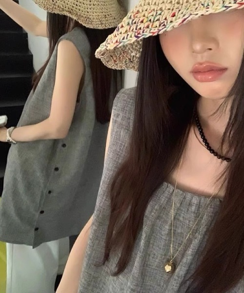 Ritzy(リッツィー)の「ノースリーブデザイン サイドボタン トップス(Tシャツ/カットソー・レディース・グレー・M)」の10枚目の写真