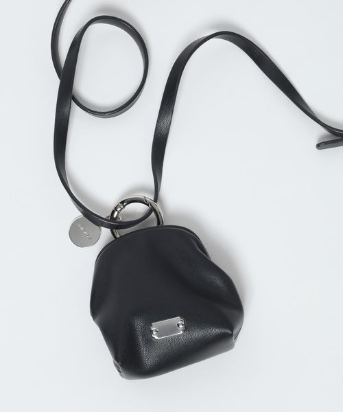 JEANASIS（ジーナシス）の「ステートメントガマグチネックレス/663860（ポーチ・レディース・ブラック/シルバー/ホワイト・FREE）」の3枚目の写真