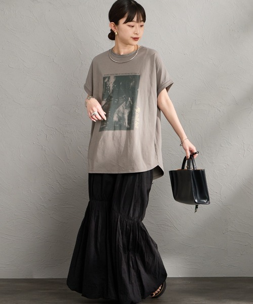 MICA&DEAL（マイカ＆ディール）の「[MICA&DEAL/マイカアンドディール] 別注 フレンチスリーブ フォトプリントTシャツ（Tシャツ/カットソー・レディース・チャコール/ベージュ/ホワイト・F）」の16枚目の写真