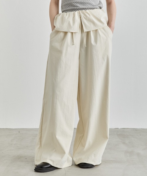 NUJOH(ヌゾ)の「Layer Waist Wide Pants / レイヤーウエストワイドパンツ(その他パンツ・レディース・グレー/ブラック/ベージュ・FREE)」の2枚目の写真