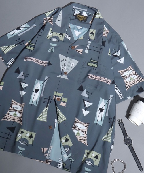 ANPAS（アンパス）の「【UNIVERD72】All-Over Print Open-Collar Shirt /【ユニバード72】総柄オープンカラーシャツ アロハシャツ メンズ  半袖 トップス 開襟シャツ（シャツ/ブラウス・メンズ・ブラック系3/ブラック系1/ネイビー系/ブラック系2/レッド系/ブラウン系/イエロー系/サックスブルー系/オレンジ系/イエロー系2/レオパード/グレー系/サックスブルー系2/ホワイト系2/ホワイト系1/ブラック系4・M/XL/L）」の8枚目の写真
