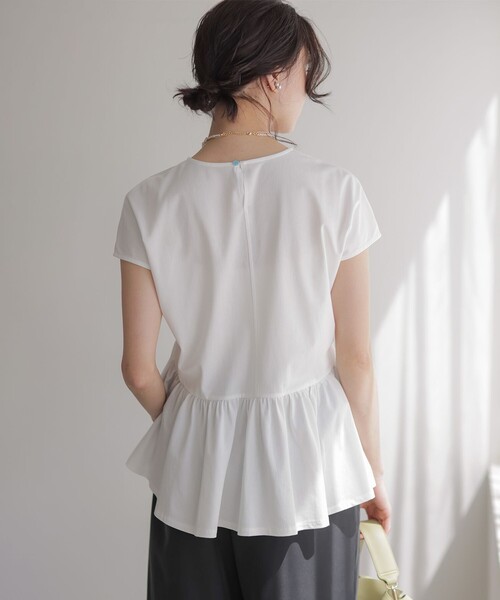 組曲 L(クミキョク オオキイサイズ)の「トリコットジャージー ペプラムカットソー(Tシャツ/カットソー・レディース・ネイビー系・6/5/7)」の9枚目の写真