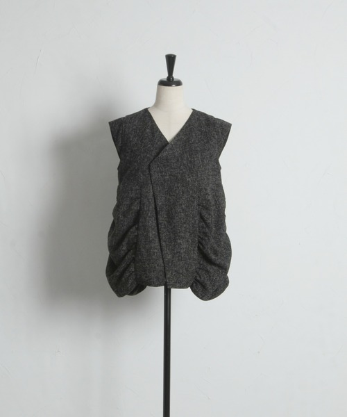 ARVELLIA(アルベリア)の「STRUCTURED TWEED TOP(シャツ/ブラウス・レディース・ブラック/グレー・M)」の11枚目の写真
