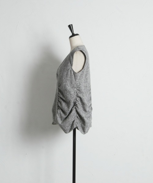 ARVELLIA(アルベリア)の「STRUCTURED TWEED TOP(シャツ/ブラウス・レディース・ブラック/グレー・M)」の13枚目の写真