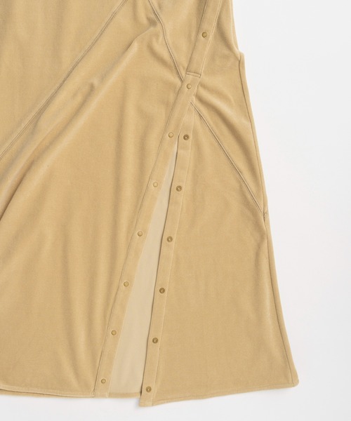 MAISON SPECIAL（メゾンスペシャル）の「Tank Set Pile Flare Dress/タンク付パイルフレアワンピース（ワンピース・レディース・ブルー/イエロー/ブラック・38/36）」の8枚目の写真