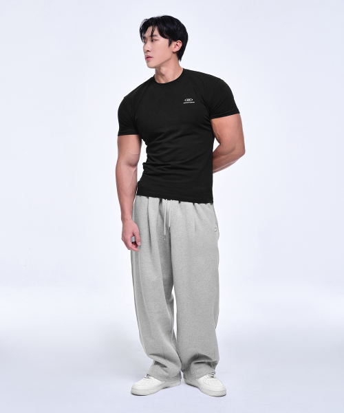 BORN TO WIN（ボーントゥウィン）の「[2 PACK] ESSENTIAL PACK MUSCLE FIT T-SHIRTS [BLACK WHITE]（Tシャツ/カットソー・メンズ・その他・1/2/3/4）」の5枚目の写真