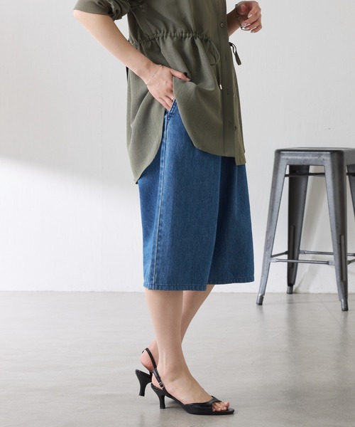 COLLAGE GALLARDAGALANTE（コラージュガリャルダガランテ）の「Q.anos/タックハーフデニムパンツ（デニムパンツ・レディース・ブルー/ベージュ・0/1）」の21枚目の写真