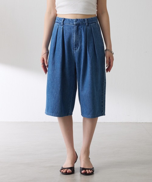 COLLAGE GALLARDAGALANTE（コラージュガリャルダガランテ）の「Q.anos/タックハーフデニムパンツ（デニムパンツ・レディース・ブルー/ベージュ・0/1）」の17枚目の写真