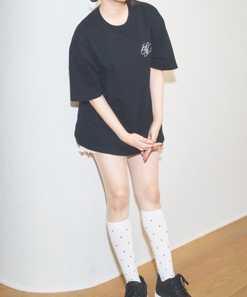 Lovilyn(ラヴィリン)の「ロゴビックT(Tシャツ/カットソー・レディース・ブラック/ホワイト・FREE)」の13枚目の写真