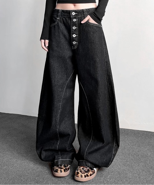 JOHNNY WOLF（ジョニーウルフ）の「HARNET ワイドバギー バレル ワンウォッシュ デニムパンツ（デニムパンツ・メンズ・ブラック・M/S/L）」の9枚目の写真