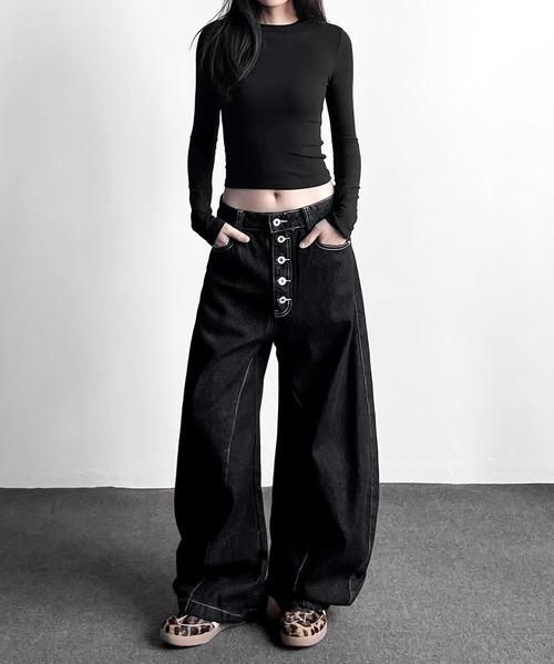 JOHNNY WOLF（ジョニーウルフ）の「HARNET ワイドバギー バレル ワンウォッシュ デニムパンツ（デニムパンツ・メンズ・ブラック・M/S/L）」の16枚目の写真