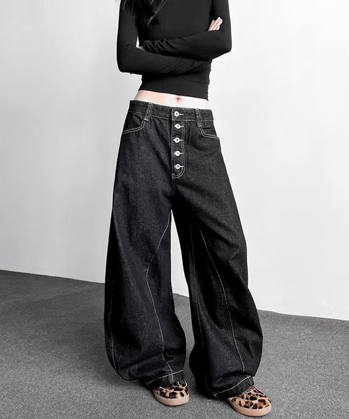 JOHNNY WOLF（ジョニーウルフ）の「HARNET ワイドバギー バレル ワンウォッシュ デニムパンツ（デニムパンツ・メンズ・ブラック・M/S/L）」の17枚目の写真