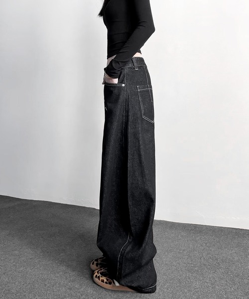 JOHNNY WOLF（ジョニーウルフ）の「HARNET ワイドバギー バレル ワンウォッシュ デニムパンツ（デニムパンツ・メンズ・ブラック・M/S/L）」の11枚目の写真