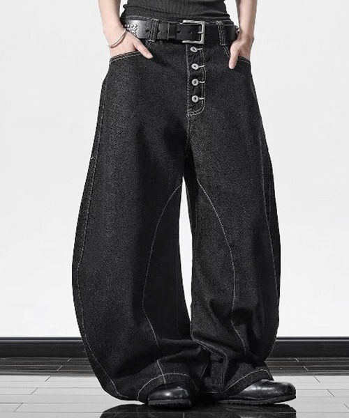 JOHNNY WOLF(ジョニーウルフ)の「HARNET ワイドバギー バレル ワンウォッシュ デニムパンツ(デニムパンツ・メンズ・ブラック・M/S/L)」の5枚目の写真